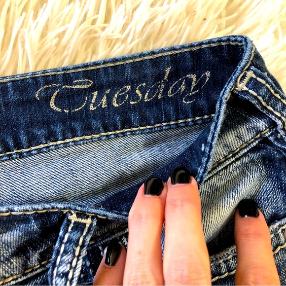 Silver Brand Tuesday Crop Jeans, Size: 27, EUC! - Picture 4 of 10